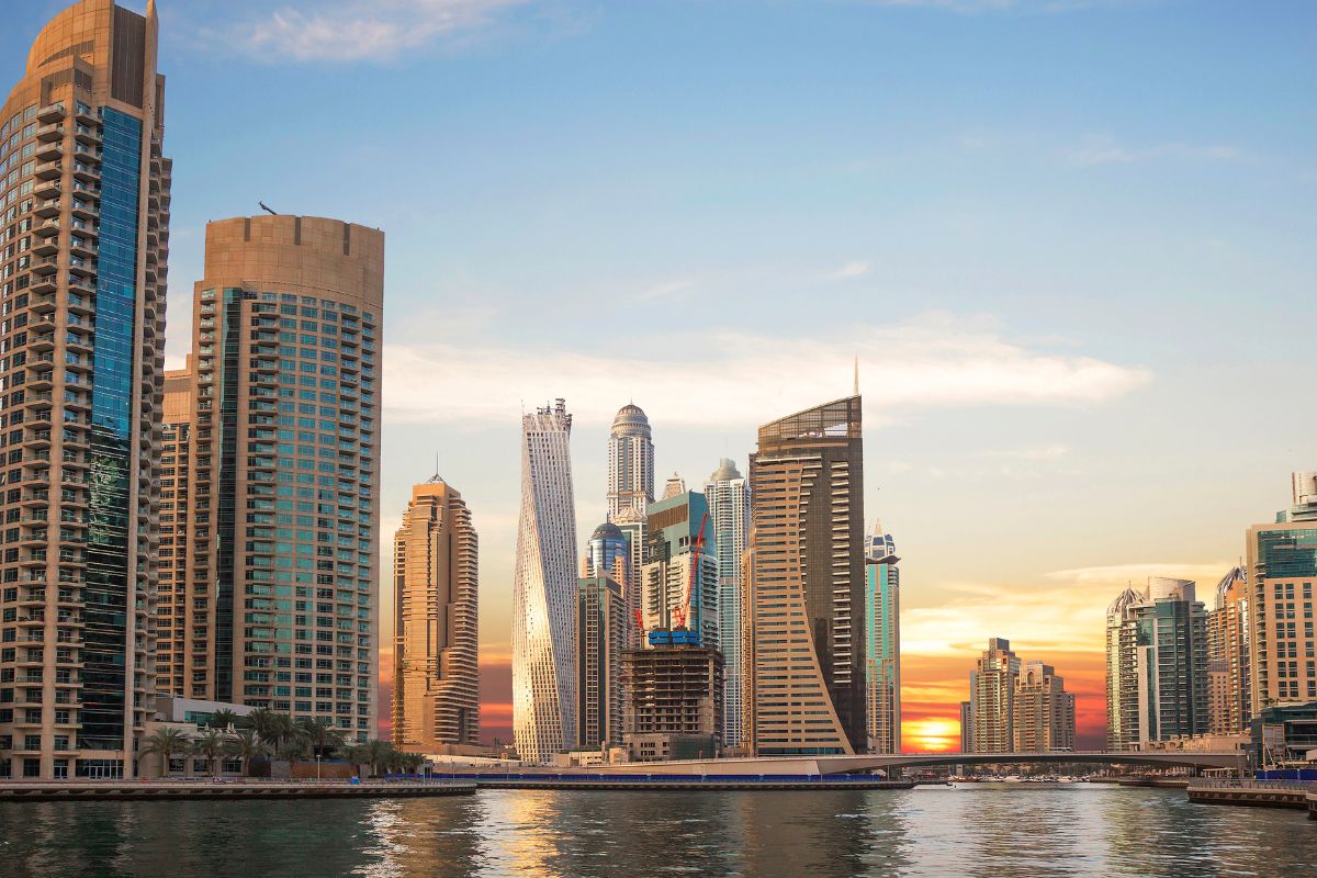 Who are the biggest buyers of Dubai real estate?