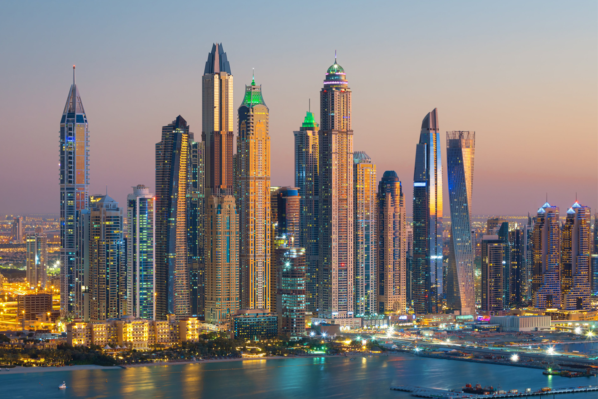 How much is monthly rent in Dubai?